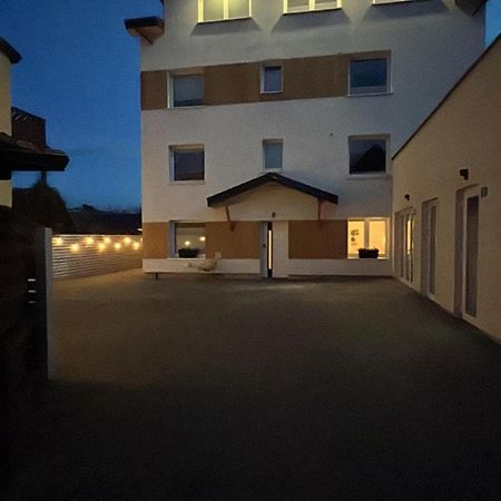 Apartamenty Sunny Stay יאסטארניה מראה חיצוני תמונה