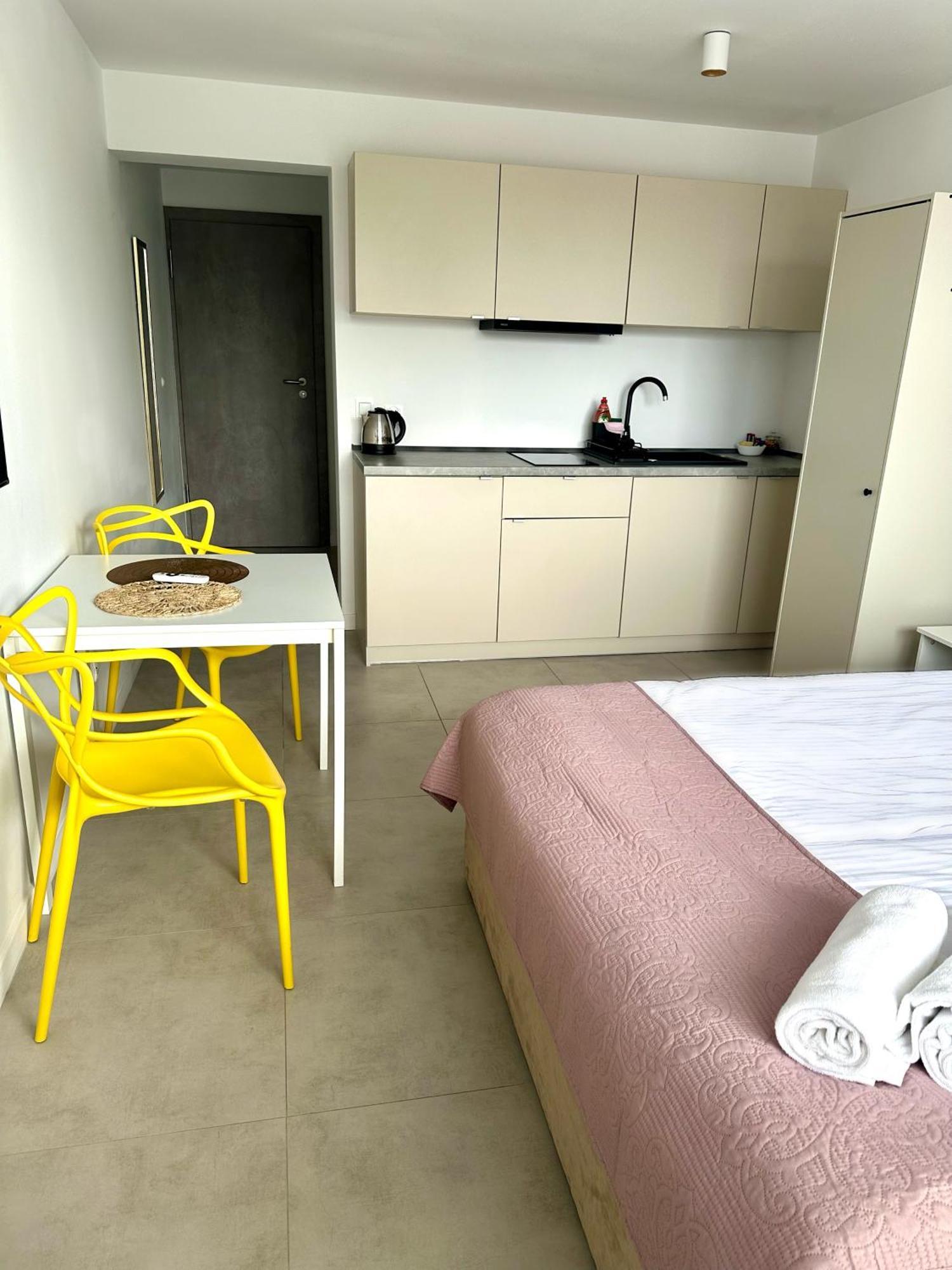 Apartamenty Sunny Stay יאסטארניה מראה חיצוני תמונה