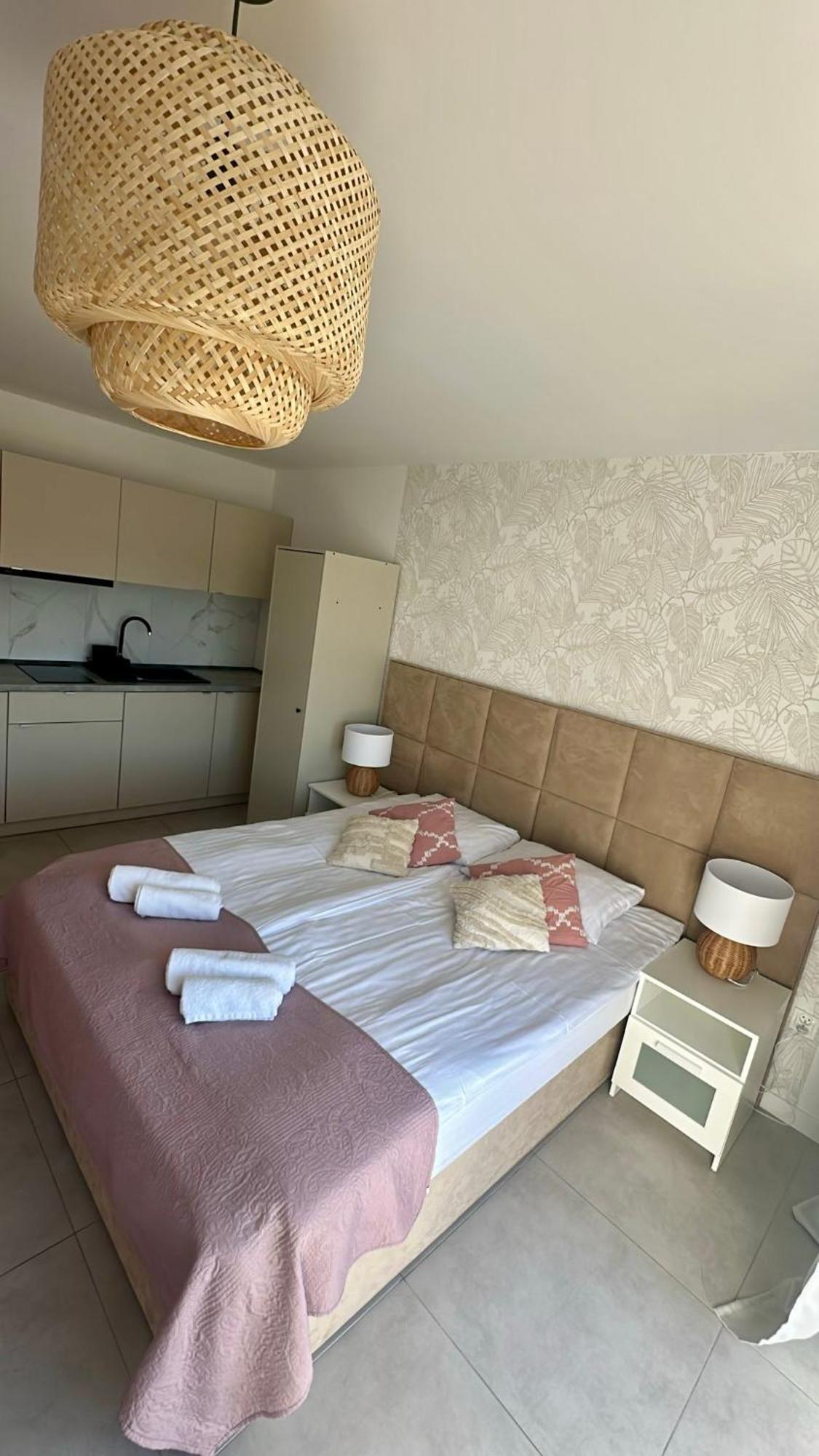 Apartamenty Sunny Stay יאסטארניה מראה חיצוני תמונה
