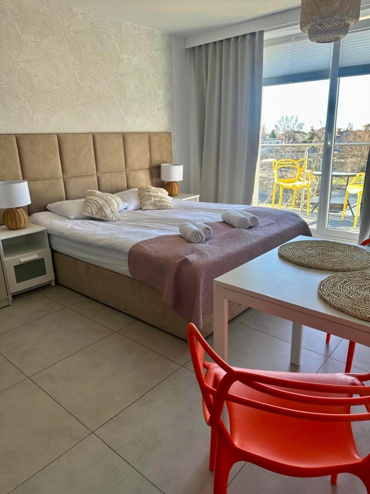 Apartamenty Sunny Stay יאסטארניה מראה חיצוני תמונה